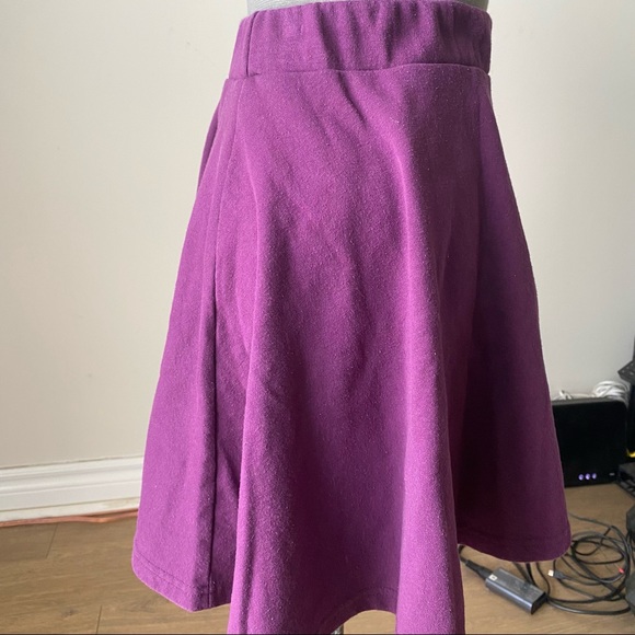 🦖 Purple skater skirt 3/$25 - Picture 2 of 4